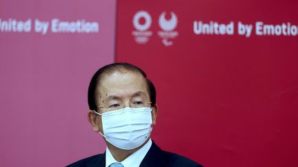 Toshiro Muto, chef du comité d'organisation des Jeux olympiques, en conférence de presse le 8 juin 2021. (BEHROUZ MEHRI / AFP)