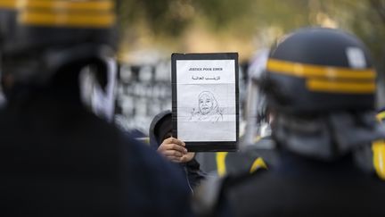 Rassemblement&nbsp;à&nbsp;Marseille en hommage à Zineb Redouane, le 30 novembre 2019.&nbsp; (FRÉDÉRIC SPEICH / MAXPPP)