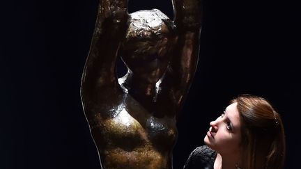 Une "Aphrodite, grand modèle" inédite de Rodin chez Christie's à Londres (23 juin 2015)
 (Ben Stansall / AFP)