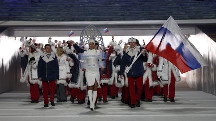 La délégation olympique russe lors de la cérémonie d'ouverture des JO d'hiver de Sotchi (Russie), le 7 février 2014. (PHIL NOBLE / REUTERS)