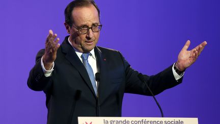  (François Hollande a revendiqué "le dialogue social" © REUTERS/Benoit Tessier)