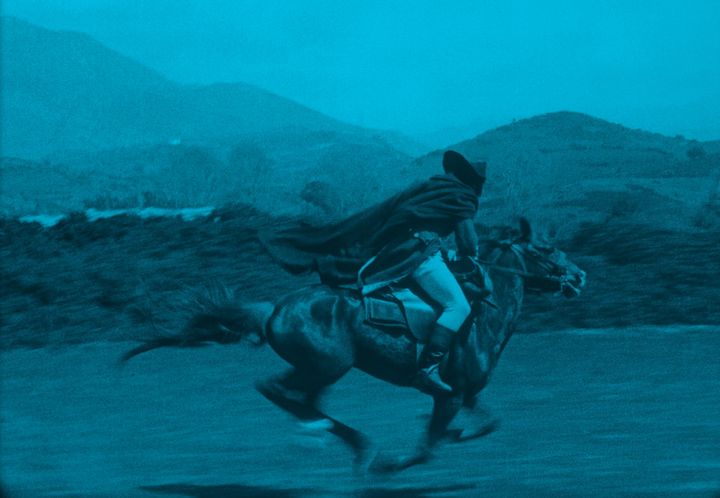 Albert Dieudonné in a crazy horse race, in 