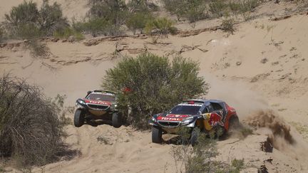 Les Peugeot attendent l'arrivée du Dakar 2016 avec impatience (FREDERIC LE FLOC H / DPPI MEDIA)