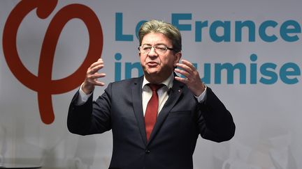 Jean-Luc Mélenchon lors de ses vœux à la presse le 19 janvier 2018. (BORIS HORVAT / AFP)