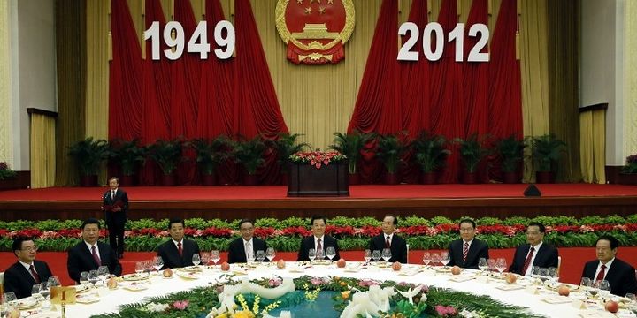 Les dirigeants chinois réunis lors de l'anniversaire de la révolution (JU PENG / XINHUA)