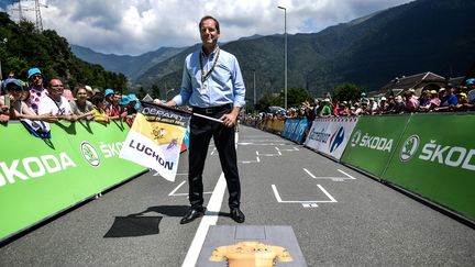 Le directeur du Tour de France, Christian Prudhomme, au départ de la 17e étape entre Bagneres-de-Luchon et Saint-Lary-Soulan (JEFF PACHOUD / AFP)