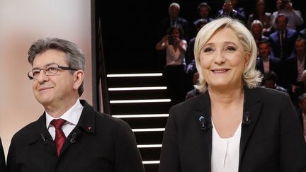 Jean-Luc Mélenchon et Marine Le Pen, lors d'un débat télévisé sur TF1, le 20 mars 2017.&nbsp; (REUTERS)