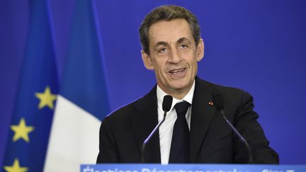 Le pr&eacute;sident de l'UMP, Nicolas Sarkozy, lors de son discours du 29 mars 2015 &agrave; l'issue du second tour des &eacute;lections d&eacute;partementales, &agrave; Paris. (ERIC FEFERBERG / AFP)