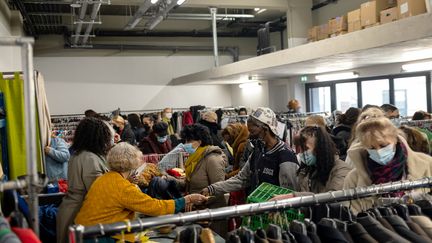 La communauté Emmaüs du Plessis-Trévise, dans le Val-de-Marne, le 6 novembre 2021. (ALINE MORCILLO / HANS LUCAS / AFP)