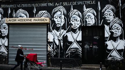 Le Lavoir Moderne Parisien, seul théâtre du quartier populaire de la Goutte d'Or. (JOEL SAGET / AFP)