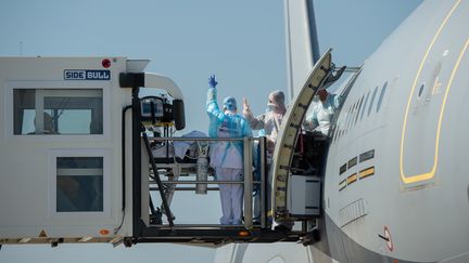 Les avions militaires ont déjà été utilisés pour transporter des malades atteints du Covid-19.Ici un Airbus A330 à l'aéroport de Mulhouse, le 18 mars 2020.&nbsp; (ARMEE FRANCAISE / AFP)