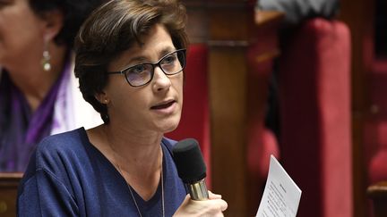 Les travaux autour du "revenu universel d'activité" sont menés par la Secrétaire d’Etat auprès de la ministre des Solidarités Christelle Dubos (photographiée ici à l'Assemblée Nationale) et par le haut fonctionnaire Fabrice Lenglart,&nbsp;rapporteur du projet. (BERTRAND GUAY / AFP)