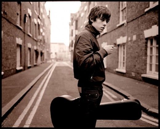 Jake Bugg raconte dans ses chansons la vie de la classe ouvrière de Nottingham
 (Mercury)