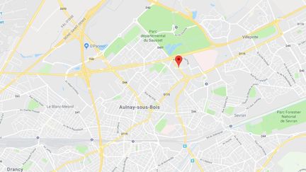 Un bus s'est renversé mercredi 20 juin, à Aulnay-sous-Bois (Seine-Saint-Denis), après avoir été poursuivi par trois voitures. (GOOGLE MAPS)