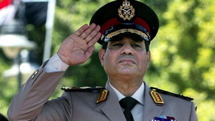 Le mar&eacute;chal&nbsp;Abdel Fattah Al-Sissi, chef de l'arm&eacute;e &eacute;gyptienne, le 24 avril 2013, au Caire (Egypte). (JIM WATSON / AP / SIPA)