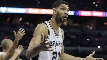 Le joueur des Spurs Tim Duncan