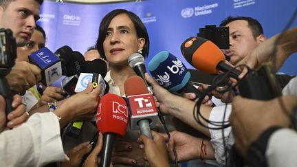 Susana Muhamad, ministre de l'Environnement colombienne et présidente de la COP16 sur la biodiversité, répond à la presse, le 20 octobre 2024, à Cali (Colombie). (JOAQUIN SARMIENTO / AFP)