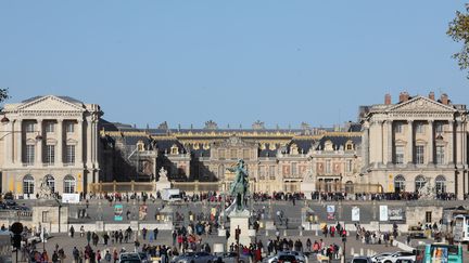 140 grands groupes étrangers pour un sommet baptisé "Choose France", à Versailles (Yvelines) (LUDOVIC MARIN / AFP)