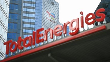 L'entreprise TotalEnergies est bien implantée en Russie. (CHRISTOPHE ARCHAMBAULT / AFP)