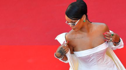 La chanteuse Rihanna&nbsp;lors du Festival de Cannes, le 19 mai 2017. (LOIC VENANCE / AFP)