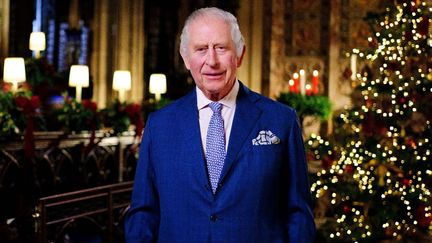 Le roi Charles III, le 23 décembre 2022, au château de Windsor (Royaume-Uni). (VICTORIA JONES / POOL / AFP)