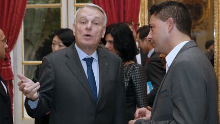 Le Premier ministre, Jean-Marc Ayrault, le 14 novembre 2013 &agrave; Matignon. (PATRICK KOVARIK / AFP)