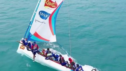 Martinique : les yoles, bateaux emblématiques de l'île, en lice pour entrer au patrimoine de l'UNESCO