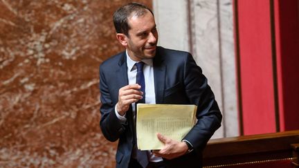 &nbsp; (Le député PS Carlos Da Silva, rapporteur du projet sur la réforme territoriale. © MaxPPP / Christophe Petit Tesson)