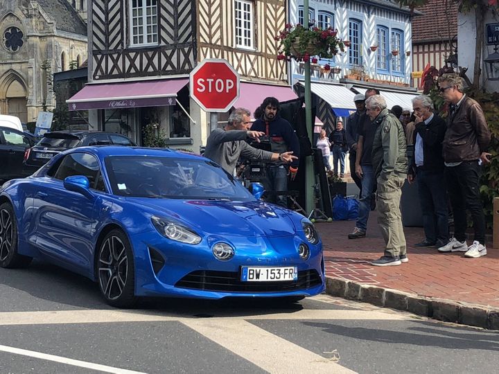 Claude Lelouch sur le tournage de son film, Beaumont-en-Auge, le 02/10/18
 (JESSICA DESBOIS / PHOTOPQR/OUEST FRANCE/MAXPPP)