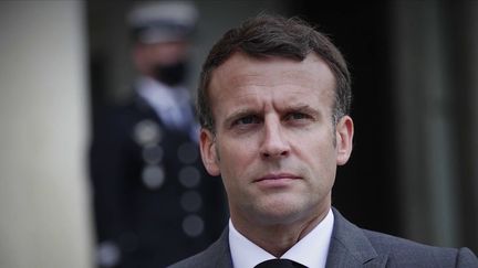 Covid-19 : une situation et une allocution risquée pour Emmanuel Macron