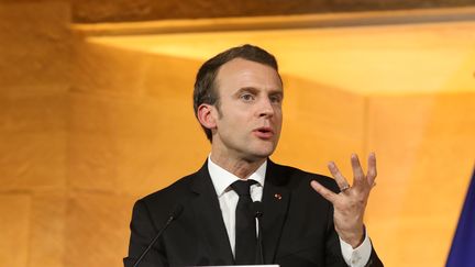 Emmanuel Macron, lundi 9 avril 2018, à Paris, lors de la Conférence des évêques de France. (LUDOVIC MARIN / AFP)