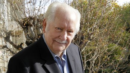 Pierre Bellemare à son domicile à Neuilly, le 25 octobre 2011. (PATRICK KOVARIK / AFP)