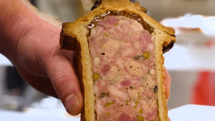 Gastronomie : les artistes du pâté croûte s'affrontent au concours international de Lyon