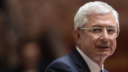 Le pr&eacute;sident de l'Assembl&eacute;e nationale, Claude Bartolone, durant une session de questions au gouvernement, au palais Bourbon, le 12 mai 2015. (ERIC FEFERBERG / AFP)