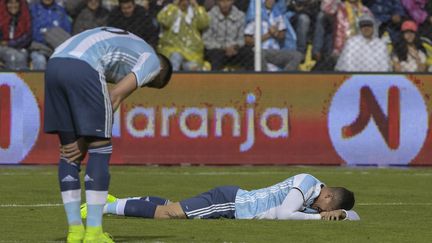 Marcos Rojo et Mateo Musacchio dépités (JUAN MABROMATA / AFP)