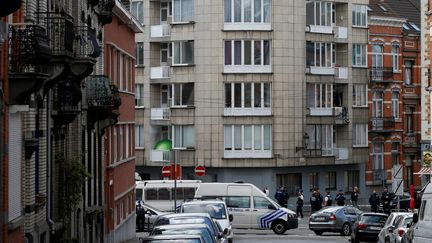 &nbsp; (Des immeubles du quartier de Schaerbeek lors d'une intervention de la police le 19 mai dernier © REUTERS / François Lenoir)