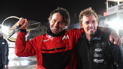 28 janvier 2021. Yannick Bestaven, le vainqueur de la 9e édition du Vendée Globe à l'arrivée aux Sables d'Olonne aux côtés de Thomas Ruyant, arrivé 6e malgré des avaries.&nbsp; (PHOTOPQR / LE TELEGRAMME / MAXPPP)