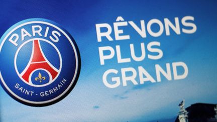 Le célèbre logo du Paris Saint-Germain.  (THOMAS COEX / AFP)