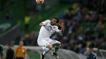 Vieirinha, du club allemand de&nbsp;Wolfsburg lors du match de ligue Europa face au Sporting Portugal &agrave; Lisbonne (Portugal), le 26 f&eacute;vrier 2015. (RAFAEL MARCHANTE / REUTERS)