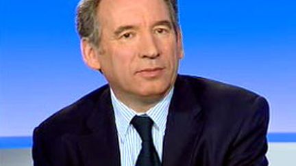 François Bayrou, invité du 19/20 sur France 3, le 14 mars 2007. (© F3)