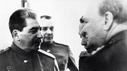 Rencontre entre Joseph Staline et Winston Churchill le 4 février 1945 en Ukraine . (AFP - RIA NOVOSTI)