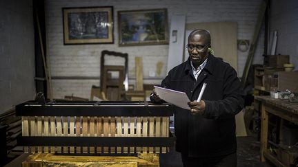 est un autre exemple de cette «success story» sud-africaine. «Avant Box Shop, j’avais du mal, les gens ne voyaient pas mes produits», raconte-t-il. (Gulshan Khan / AFP)