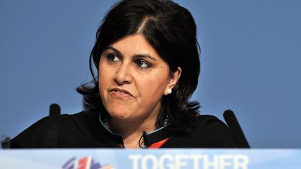 Sayeeda Warsi, alors pr&eacute;sidente de parti conservateur, lors d'une conf&eacute;rence &agrave; Brimingham (Royaume-Uni), le 3 octobre 2010. (BEN STANSALL / AFP)