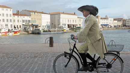 Fabrice Luchini dans "Alceste &agrave; bicyclette", de Philippe Le Guay, qui sort en salles mercredi 16 janvier 2013. (PATHE DISTRIBUTION)