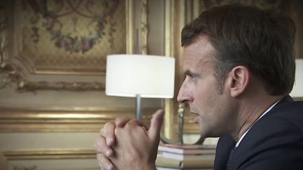 Retraites, santé, climat… Emmanuel Macron souhaite engager de nombreuses réformes pendant son second quinquennat. Cependant, cela s'annonce compliqué. &nbsp; (FRANCE 2)