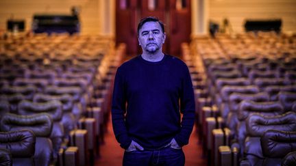 Laurent Garnier au cinéma théâtre le Grand Rex à Paris le 20 octobre 2021. (STEPHANE DE SAKUTIN / AFP)