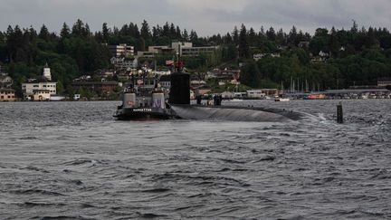 Un sous-marin nucléaire américain, le "USS Connecticut", le 27 mai 2021, dans le Pacifique.&nbsp; (EYEPRESS NEWS / AFP)