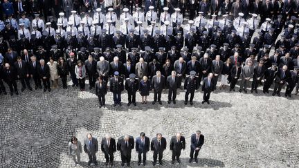  (Hommage national au ministère de l'Intérieur après l'assassinat de Jean-Baptiste Salvaing et de sa compagne Jessica Schneider © Maxppp)