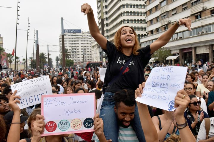 Une manifestante&nbsp;dans les rues de Casablanca, pour dénoncer les agressions sexuelles subies par les femmes marocaines, le 23 août 2017.&nbsp; (AFP)