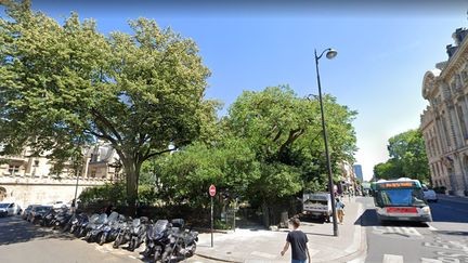 Le square&nbsp;Paul-Painlevé devrait être renommé square Samuel-Paty et être inauguré le 16 octobre 2021, un an après l'assassinat de l'enseignant à Conflans-Sainte-Honorine (Yvelines). (GOOGLE STREET VIEW)